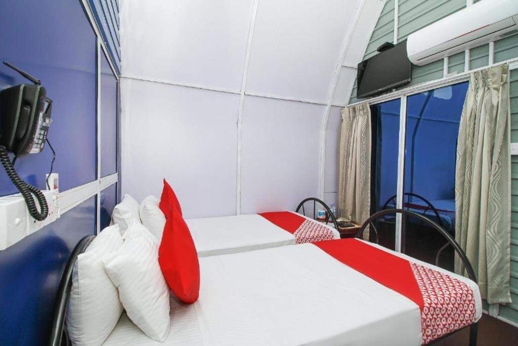 Airport A4 Transit Hub - Eco Chalets Katunayaka Dış mekan fotoğraf