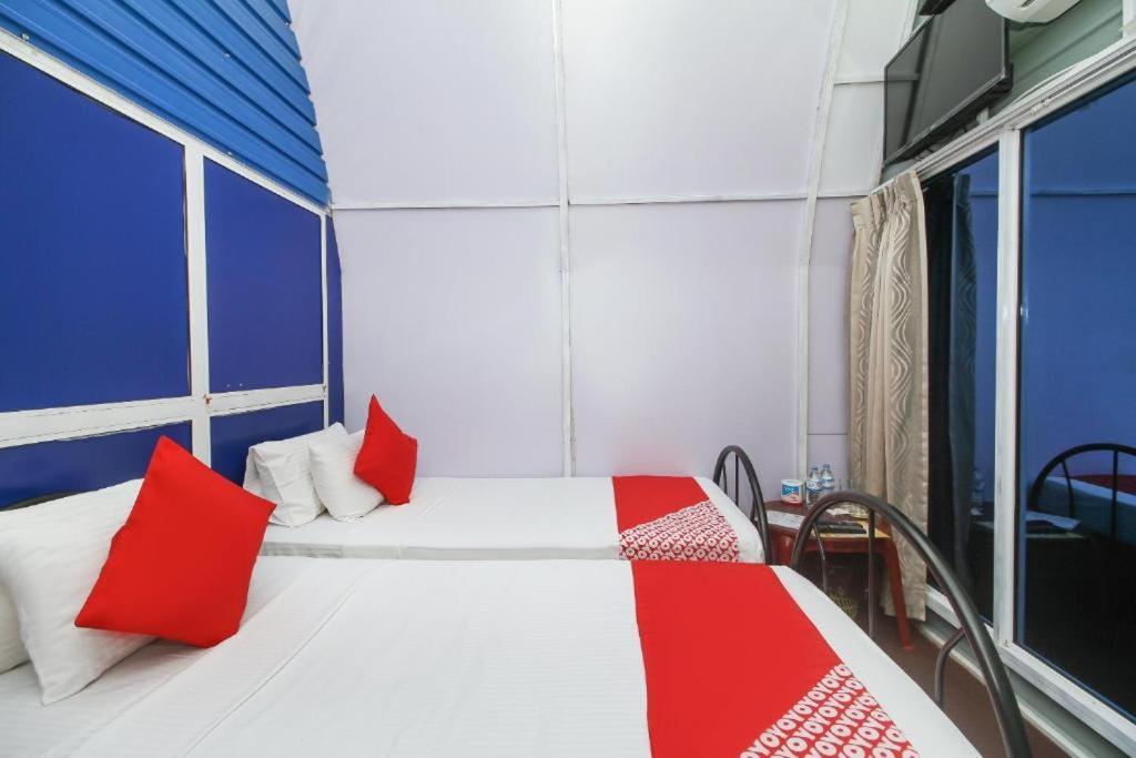 Airport A4 Transit Hub - Eco Chalets Katunayaka Dış mekan fotoğraf